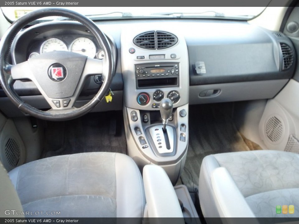 Gray Interior Prime Interior for the 2005 Saturn VUE V6 AWD #87231615