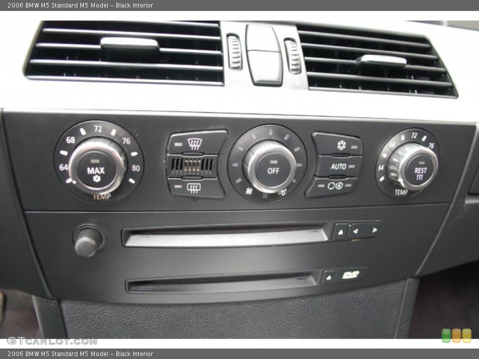 Black Interior Controls for the 2006 BMW M5  #87232077