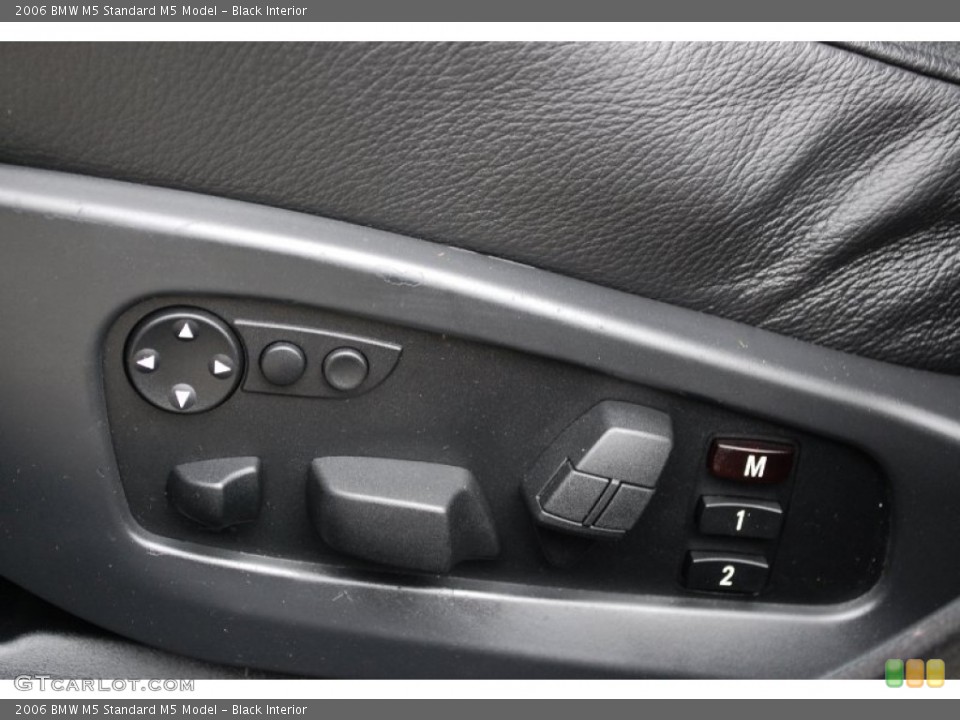 Black Interior Controls for the 2006 BMW M5  #87232425