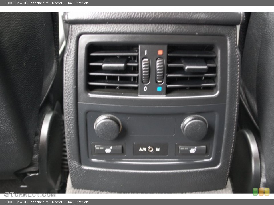 Black Interior Controls for the 2006 BMW M5  #87232473