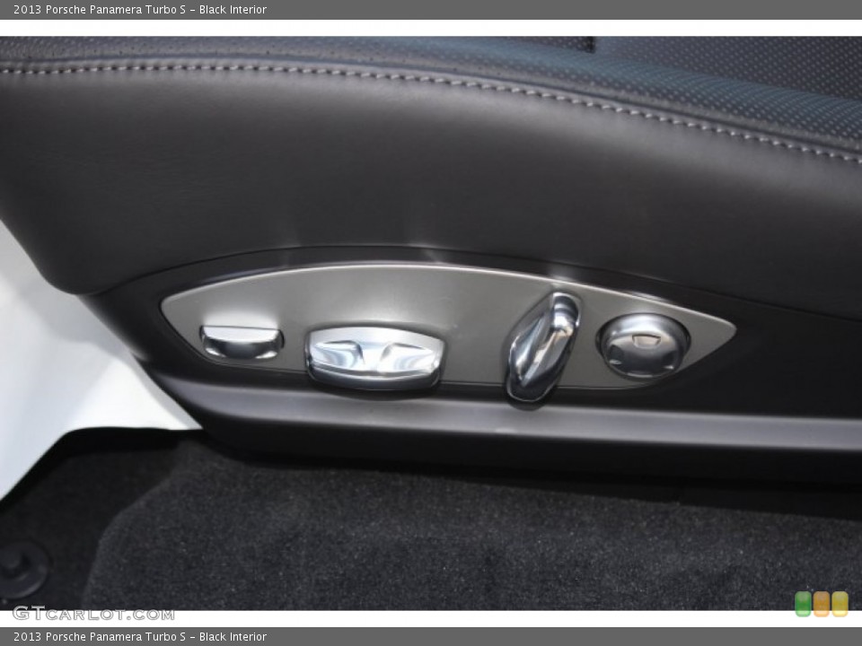 Black Interior Controls for the 2013 Porsche Panamera Turbo S #87233010