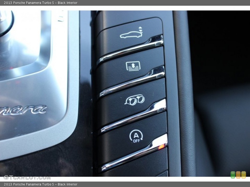 Black Interior Controls for the 2013 Porsche Panamera Turbo S #87233274