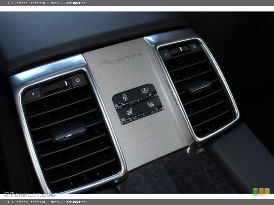 Black Interior Controls for the 2013 Porsche Panamera Turbo S #87233499