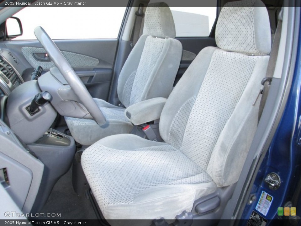 Gray Interior Front Seat for the 2005 Hyundai Tucson GLS V6 #87233592