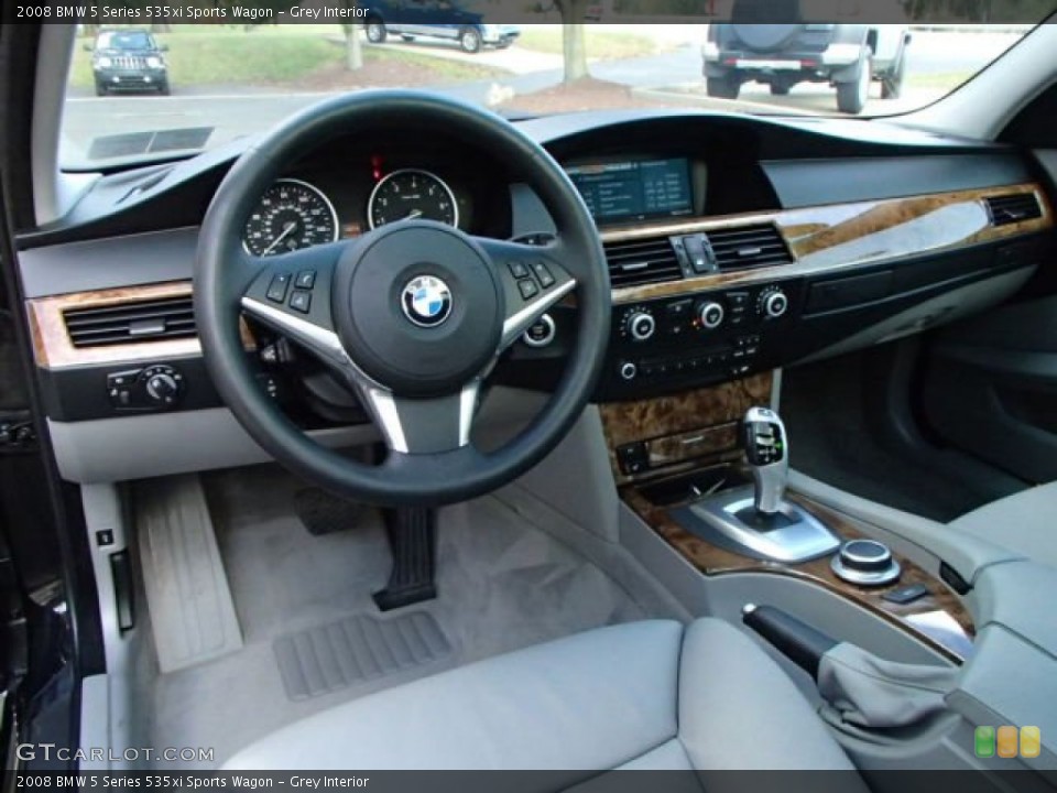 Grey 2008 BMW 5 Series Interiors