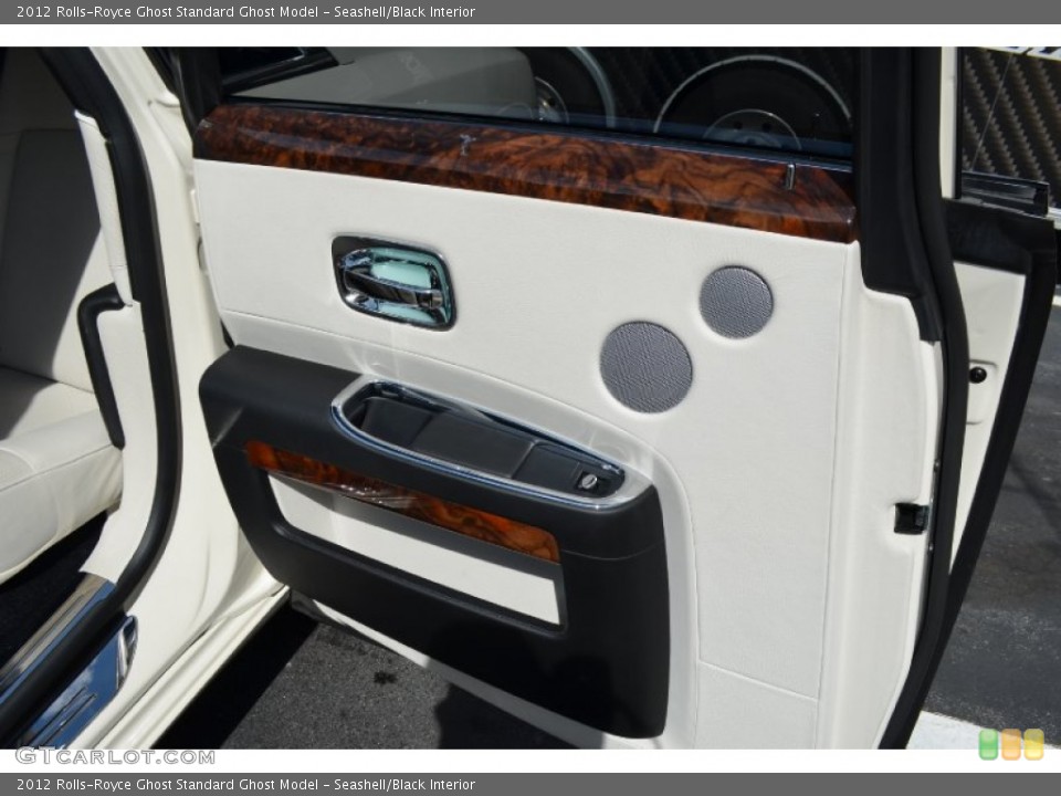 Seashell/Black Interior Door Panel for the 2012 Rolls-Royce Ghost  #87238437