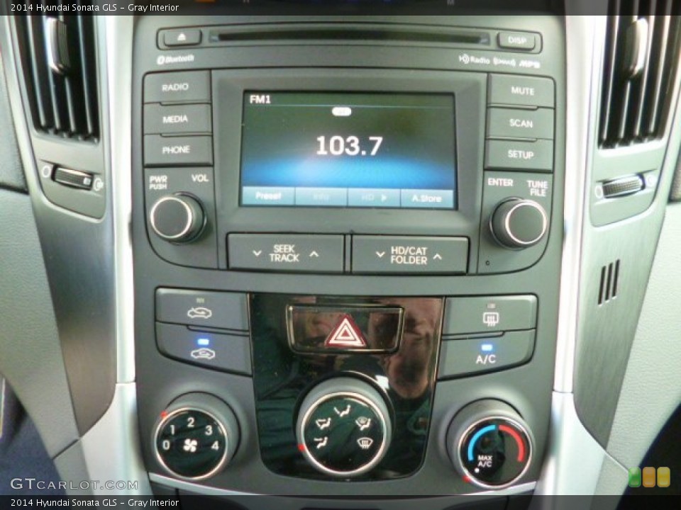 Gray Interior Controls for the 2014 Hyundai Sonata GLS #87243999