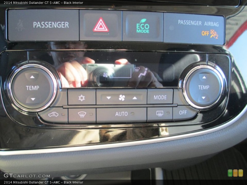 Black Interior Controls for the 2014 Mitsubishi Outlander GT S-AWC #87299607