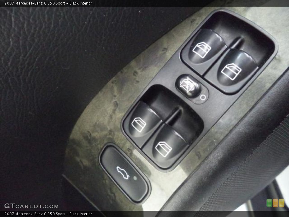 Black Interior Controls for the 2007 Mercedes-Benz C 350 Sport #87302681