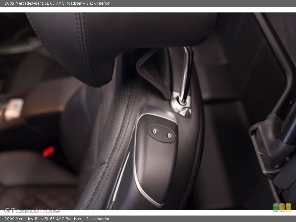 Black Interior Controls for the 2009 Mercedes-Benz SL 65 AMG Roadster #87330073