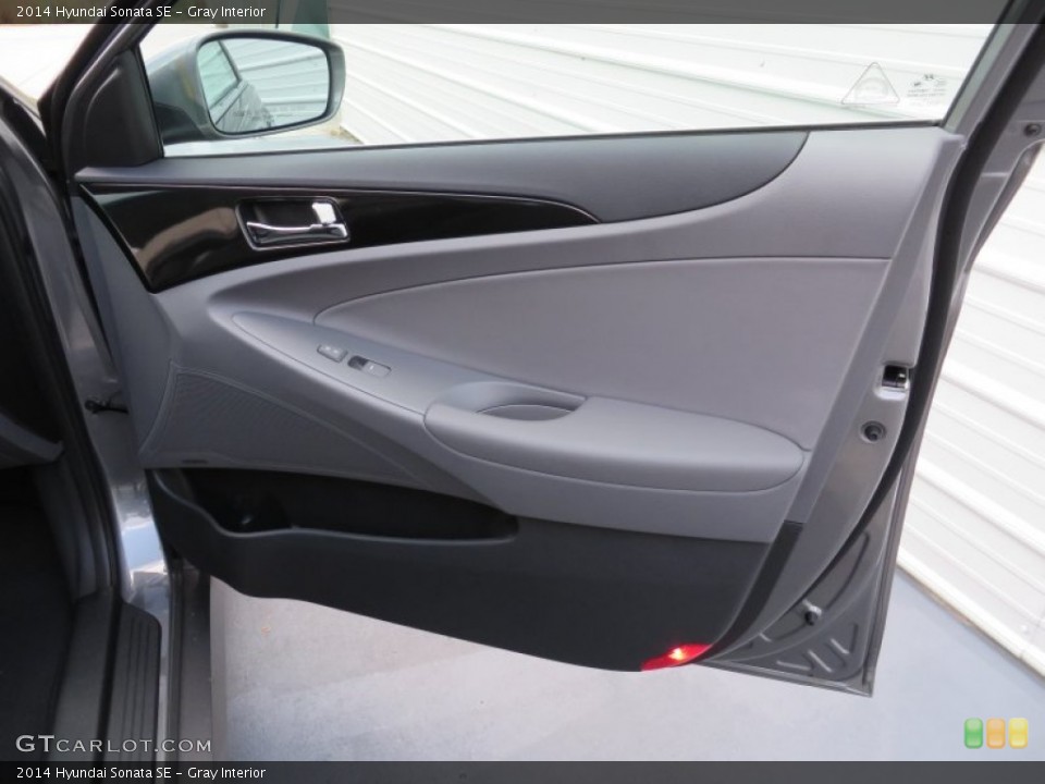 Gray Interior Door Panel for the 2014 Hyundai Sonata SE #87337474