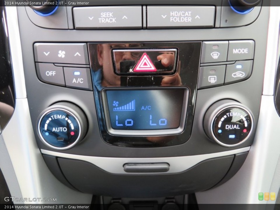 Gray Interior Controls for the 2014 Hyundai Sonata Limited 2.0T #87339631