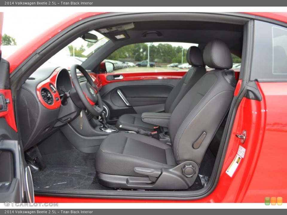 Titan Black Interior Photo for the 2014 Volkswagen Beetle 2.5L #87348580