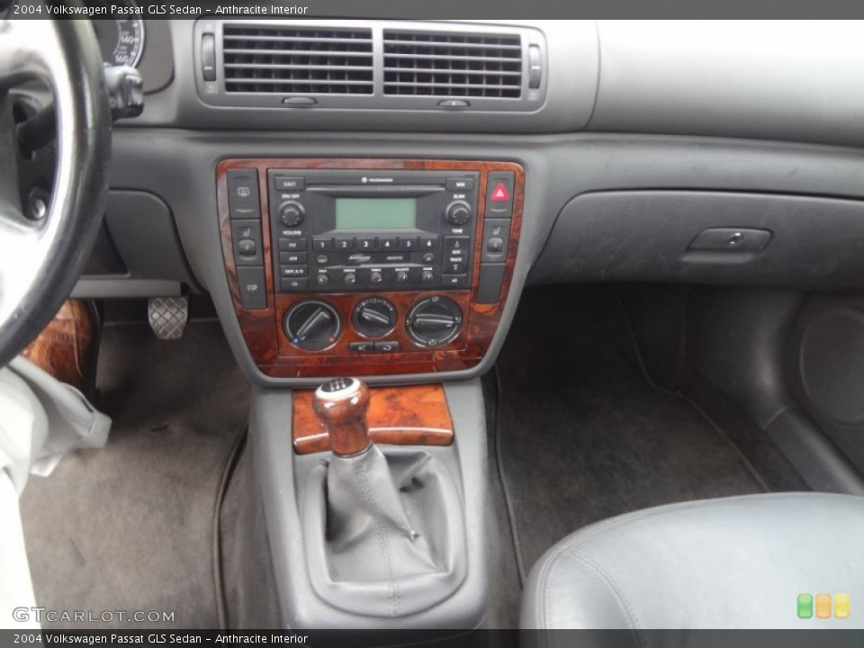 Anthracite Interior Transmission for the 2004 Volkswagen Passat GLS Sedan #87423620