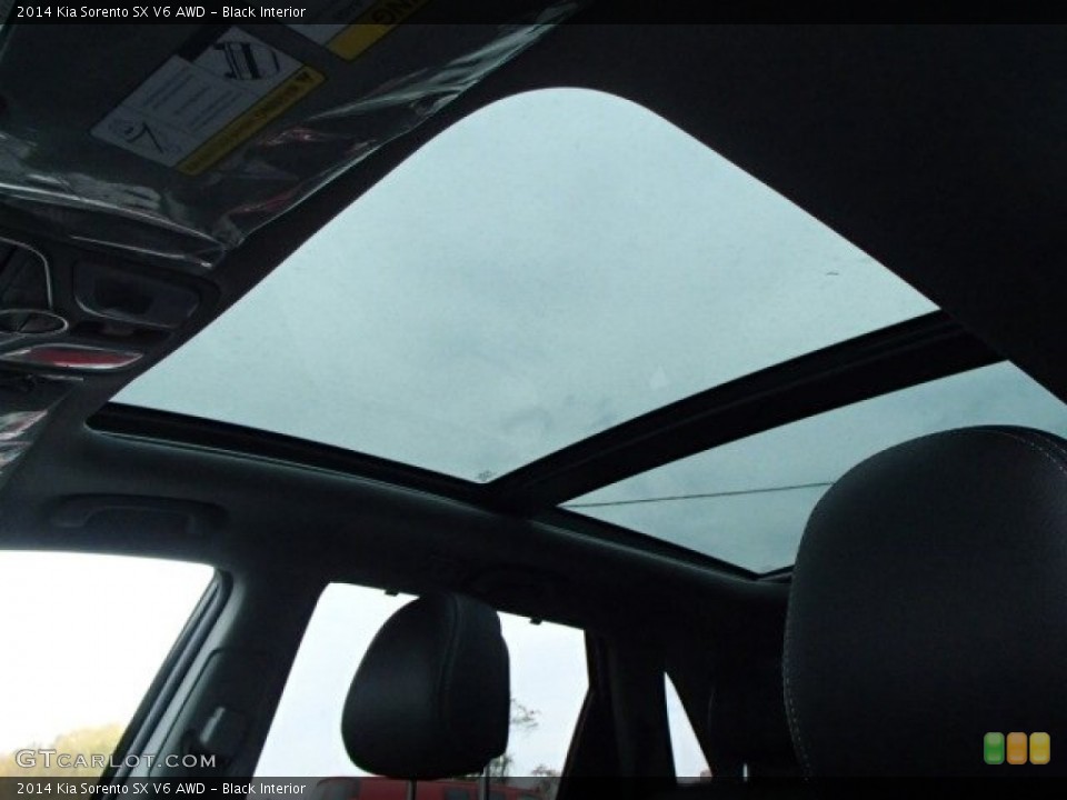 Black Interior Sunroof for the 2014 Kia Sorento SX V6 AWD #87443591