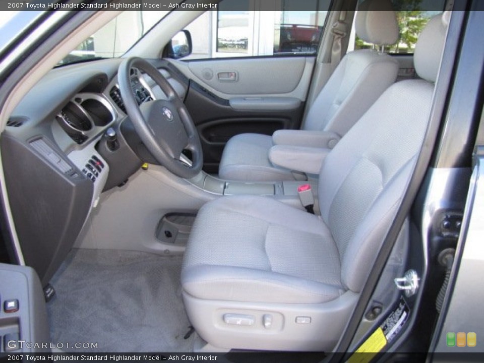 Ash Gray Interior Photo for the 2007 Toyota Highlander  #87466715