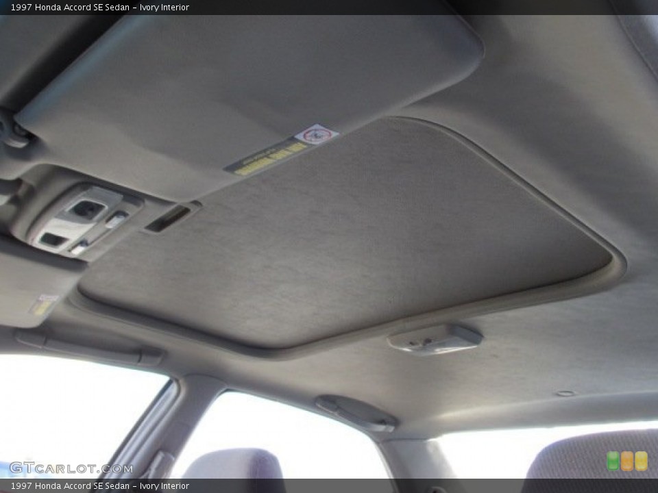 Ivory Interior Sunroof for the 1997 Honda Accord SE Sedan #87470177