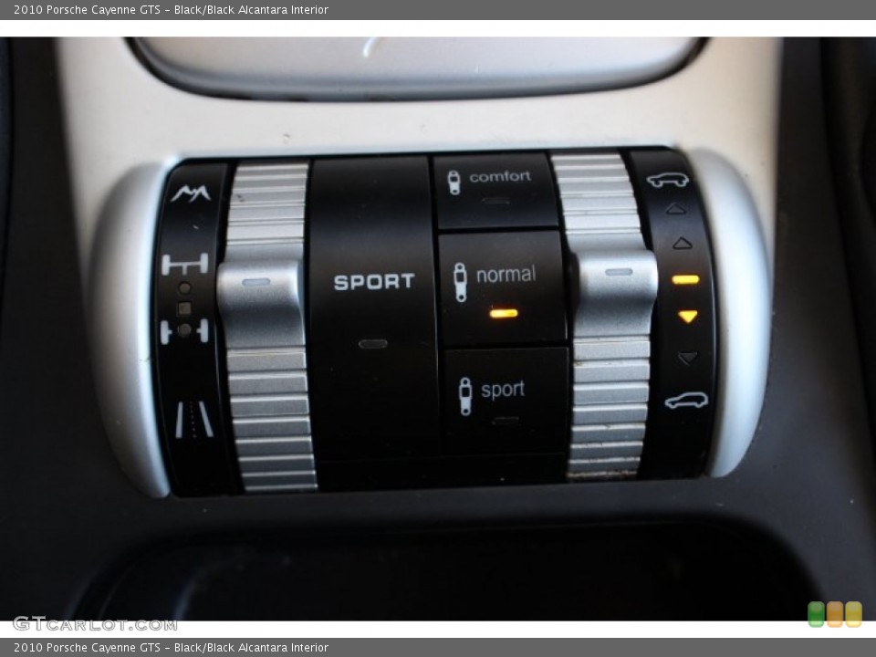 Black/Black Alcantara Interior Controls for the 2010 Porsche Cayenne GTS #87484805