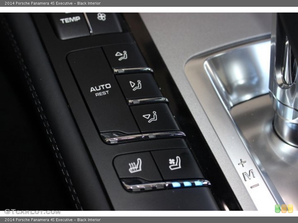 Black Interior Controls for the 2014 Porsche Panamera 4S Executive #87488024