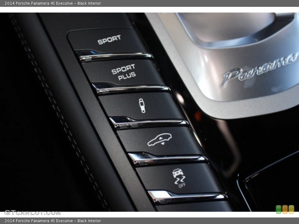 Black Interior Controls for the 2014 Porsche Panamera 4S Executive #87488036