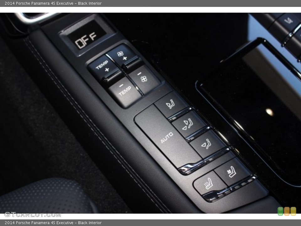Black Interior Controls for the 2014 Porsche Panamera 4S Executive #87488180