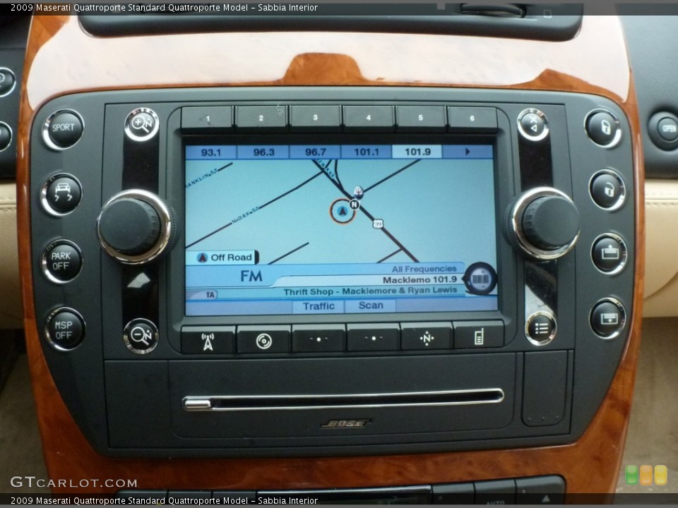 Sabbia Interior Navigation for the 2009 Maserati Quattroporte  #87492098