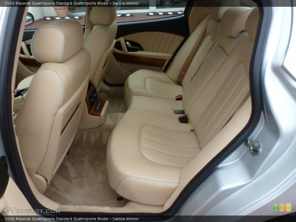 Sabbia Interior Rear Seat for the 2009 Maserati Quattroporte  #87492170