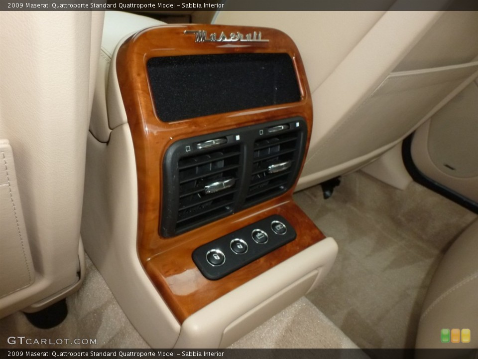 Sabbia Interior Controls for the 2009 Maserati Quattroporte  #87492188