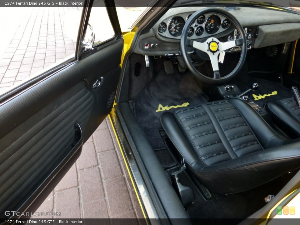 Black 1974 Ferrari Dino Interiors