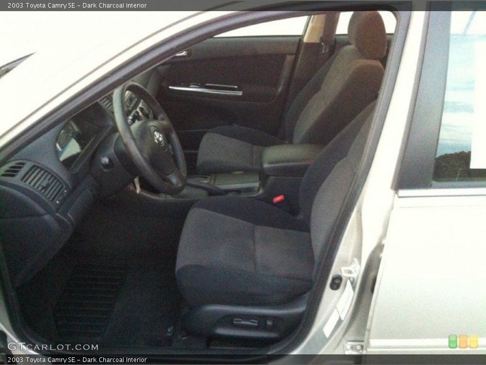 Dark Charcoal Interior Photo for the 2003 Toyota Camry SE #87509875