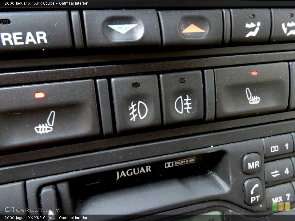 Oatmeal Interior Controls for the 2000 Jaguar XK XKR Coupe #87570499