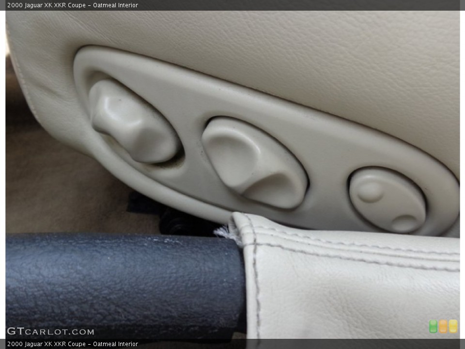 Oatmeal Interior Controls for the 2000 Jaguar XK XKR Coupe #87571607