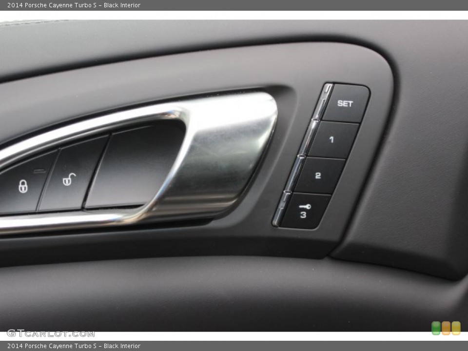 Black Interior Controls for the 2014 Porsche Cayenne Turbo S #87577666