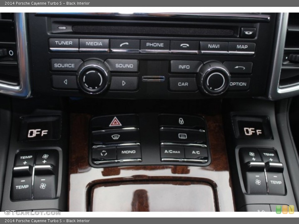 Black Interior Controls for the 2014 Porsche Cayenne Turbo S #87577918