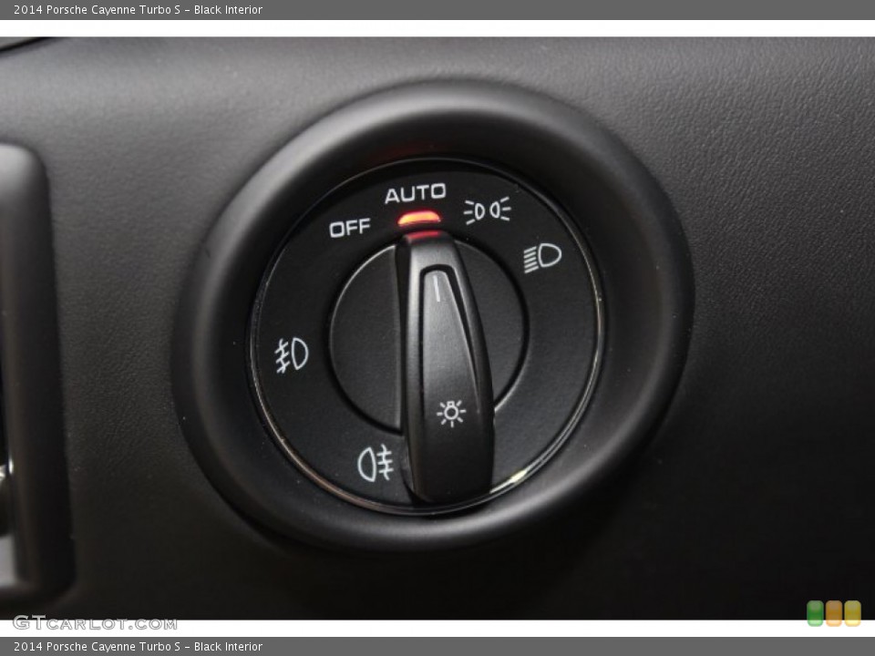 Black Interior Controls for the 2014 Porsche Cayenne Turbo S #87577999
