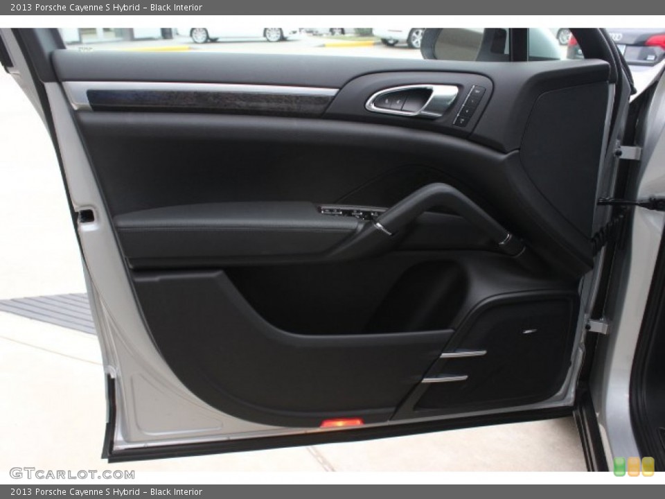 Black Interior Door Panel for the 2013 Porsche Cayenne S Hybrid #87582733