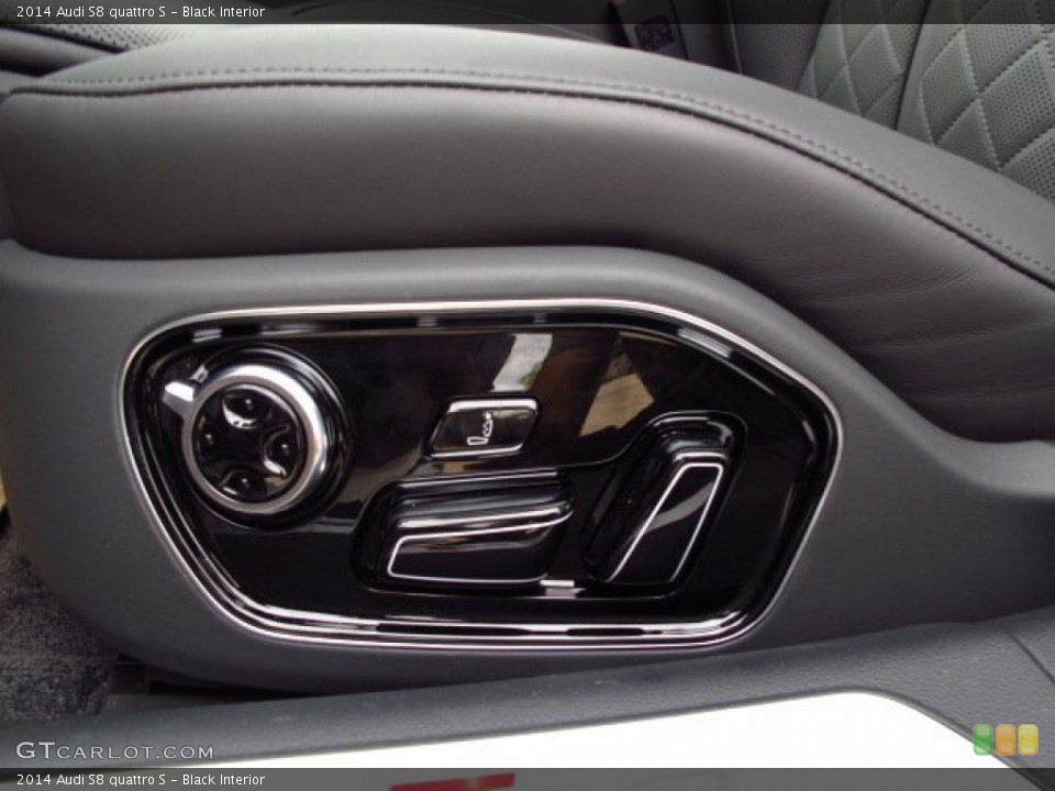 Black Interior Controls for the 2014 Audi S8 quattro S #87607366