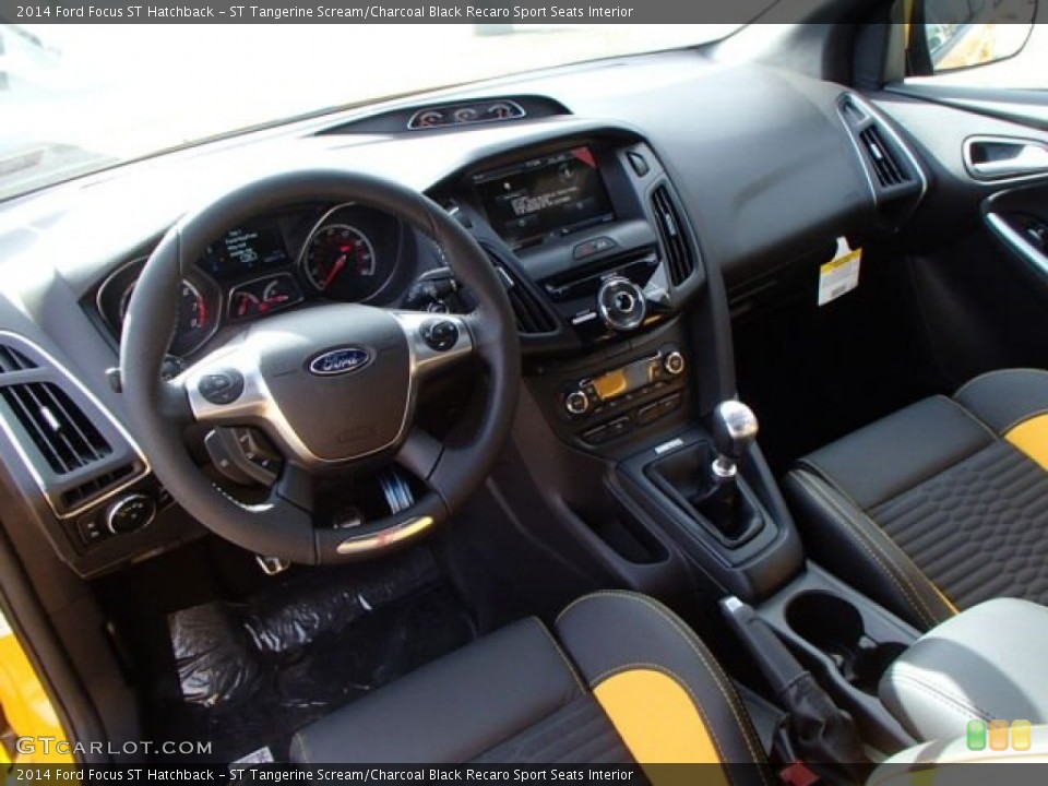 ST Tangerine Scream/Charcoal Black Recaro Sport Seats 2014 Ford Focus Interiors
