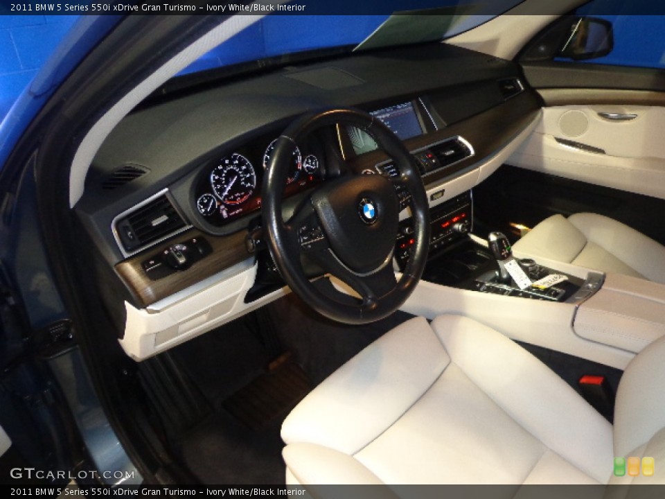 Ivory White/Black Interior Prime Interior for the 2011 BMW 5 Series 550i xDrive Gran Turismo #87621952