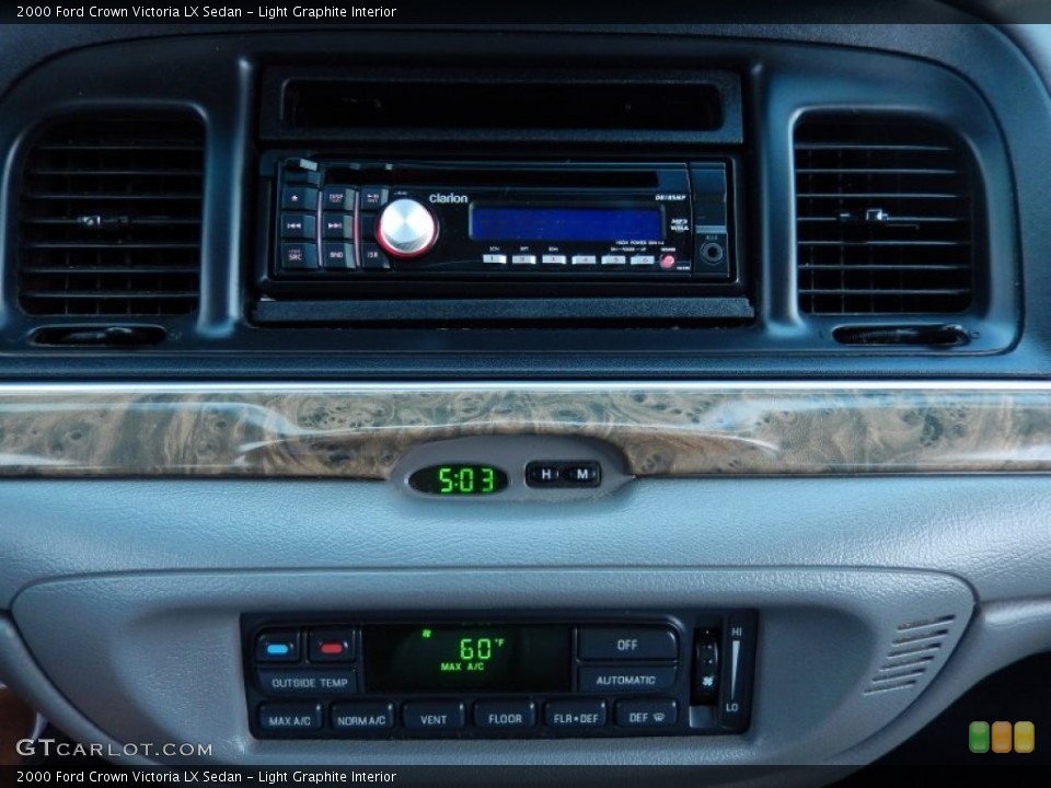 Light Graphite Interior Controls for the 2000 Ford Crown Victoria LX Sedan #87623914