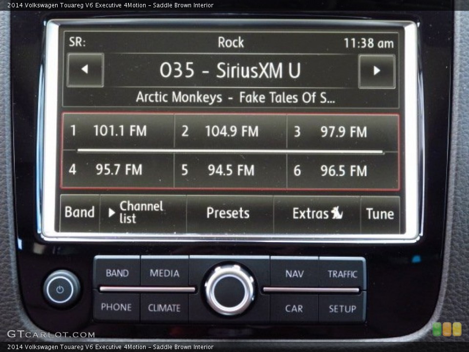 Saddle Brown Interior Controls for the 2014 Volkswagen Touareg V6 Executive 4Motion #87641527