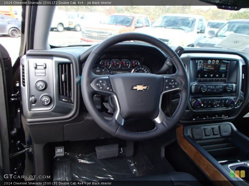 Jet Black Interior Dashboard for the 2014 Chevrolet Silverado 1500 LTZ Double Cab 4x4 #87645748