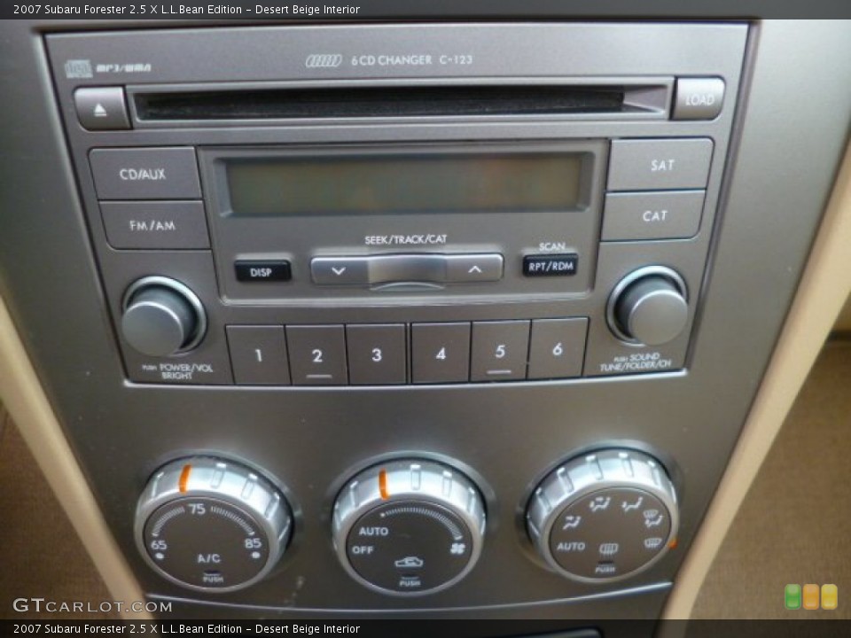 Desert Beige Interior Controls for the 2007 Subaru Forester 2.5 X L.L.Bean Edition #87651847