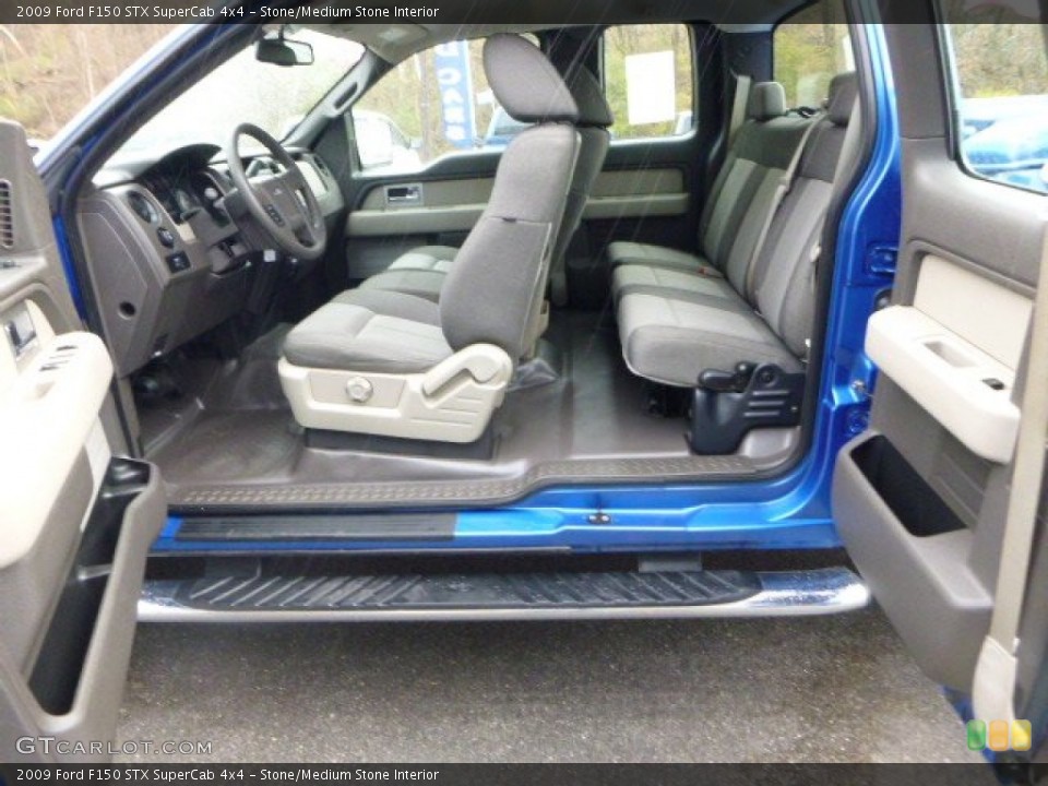 Stone/Medium Stone Interior Photo for the 2009 Ford F150 STX SuperCab 4x4 #87697820