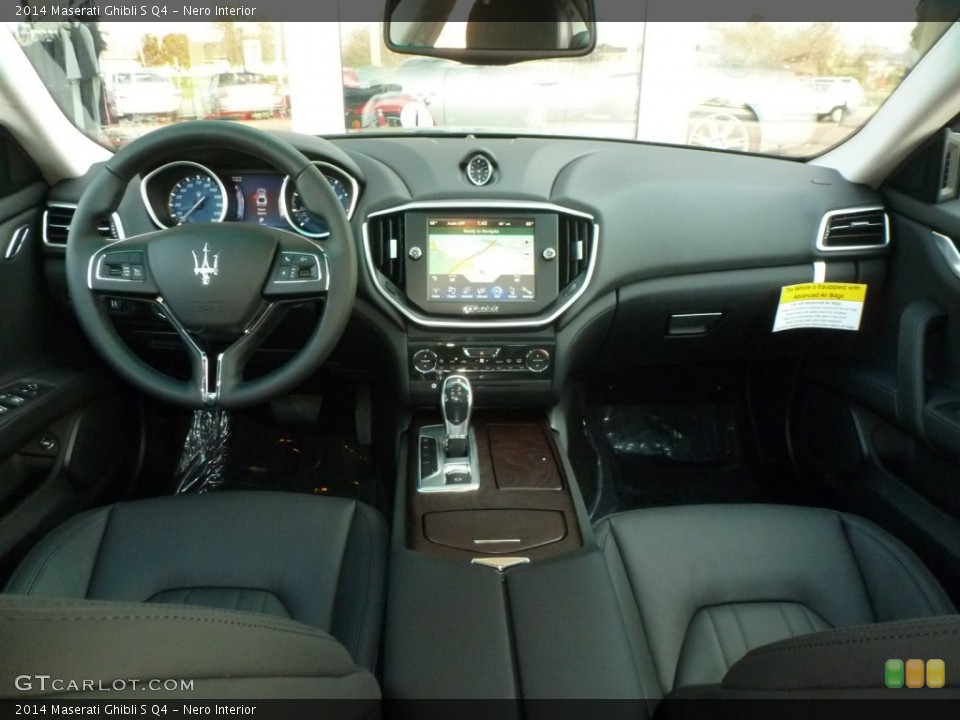 Nero Interior Dashboard for the 2014 Maserati Ghibli S Q4 #87786203