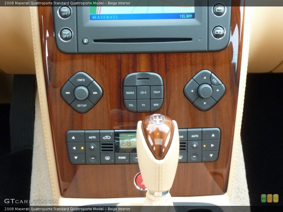 Beige Interior Controls for the 2008 Maserati Quattroporte  #87789626