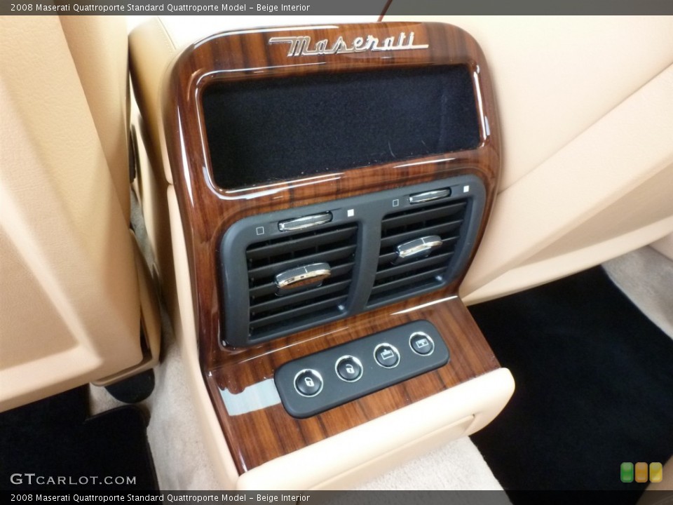 Beige Interior Controls for the 2008 Maserati Quattroporte  #87789632