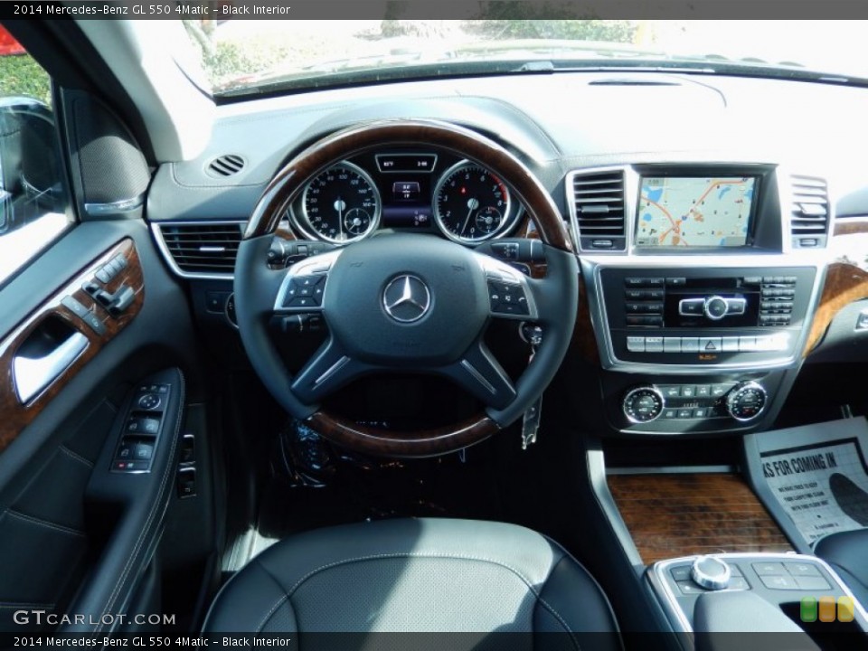 Black Interior Dashboard for the 2014 Mercedes-Benz GL 550 4Matic #87814678