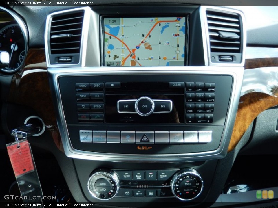 Black Interior Controls for the 2014 Mercedes-Benz GL 550 4Matic #87814723
