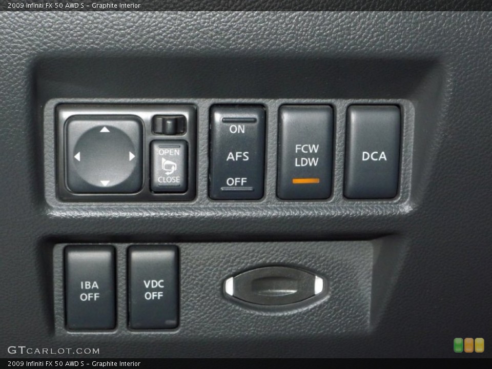 Graphite Interior Controls for the 2009 Infiniti FX 50 AWD S #87849401
